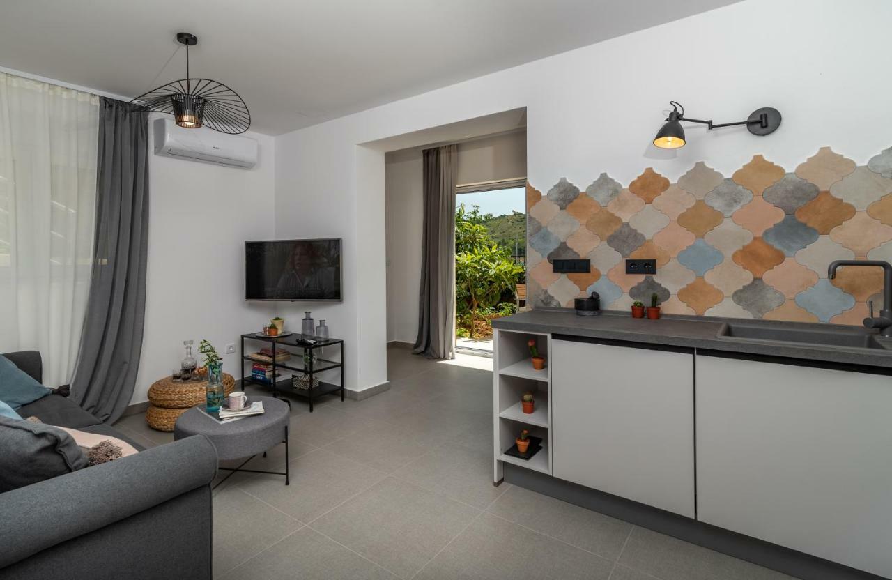 Apartments Flora Trogir Exterior foto